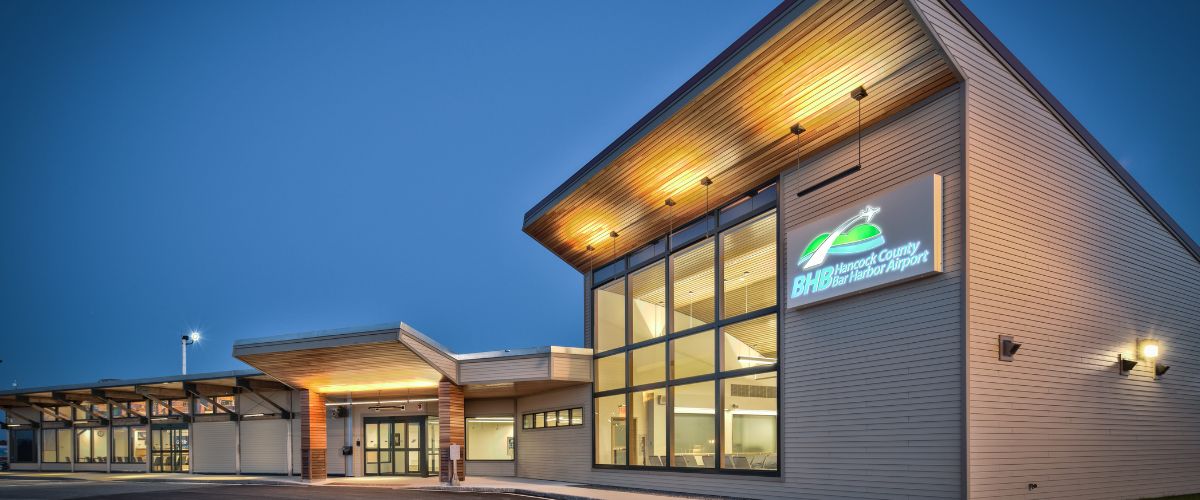Delta Airlines BHB Terminal – Hancock County-Bar Harbor Airport