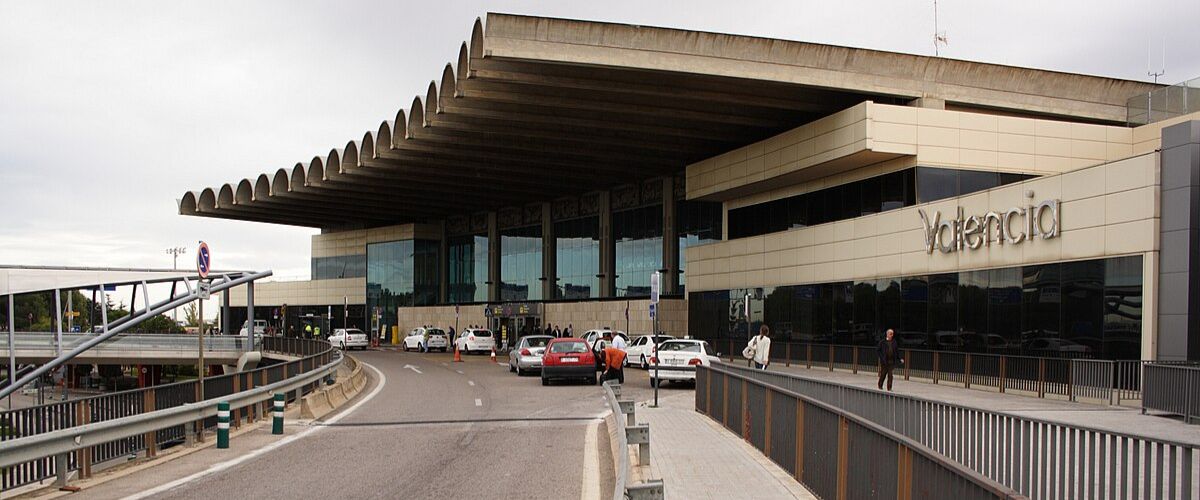EasyJet Airlines VLC Terminal – Valencia Airport